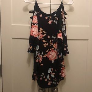 Quarter length sleeve shirt